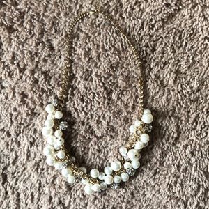 Costume jewelry pearl/ diamond gold necklace